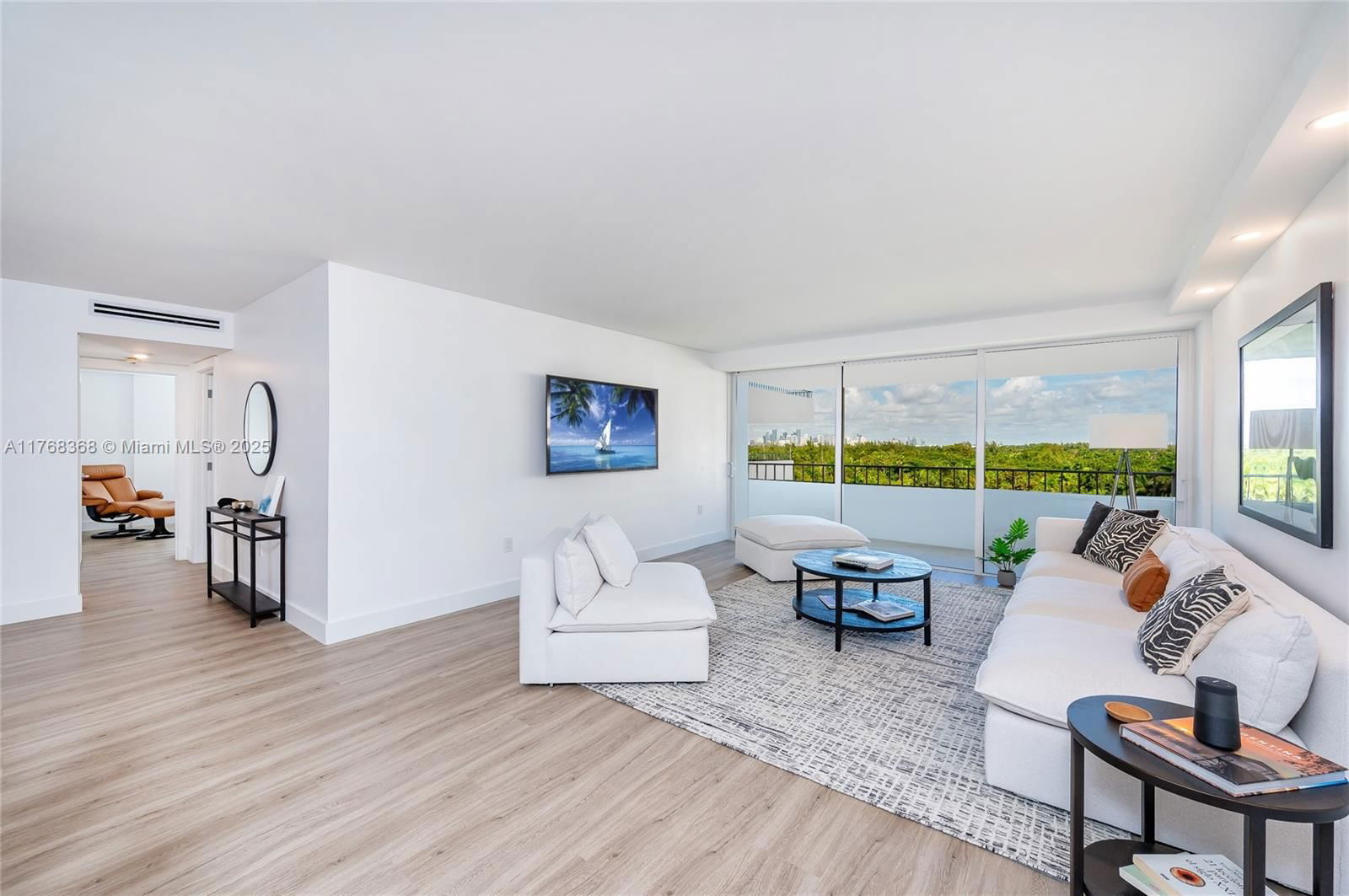 Real estate property located at 199 Ocean Lane Dr #706, Miami-dade, Commodore Club South Cond, Key Biscayne, FL