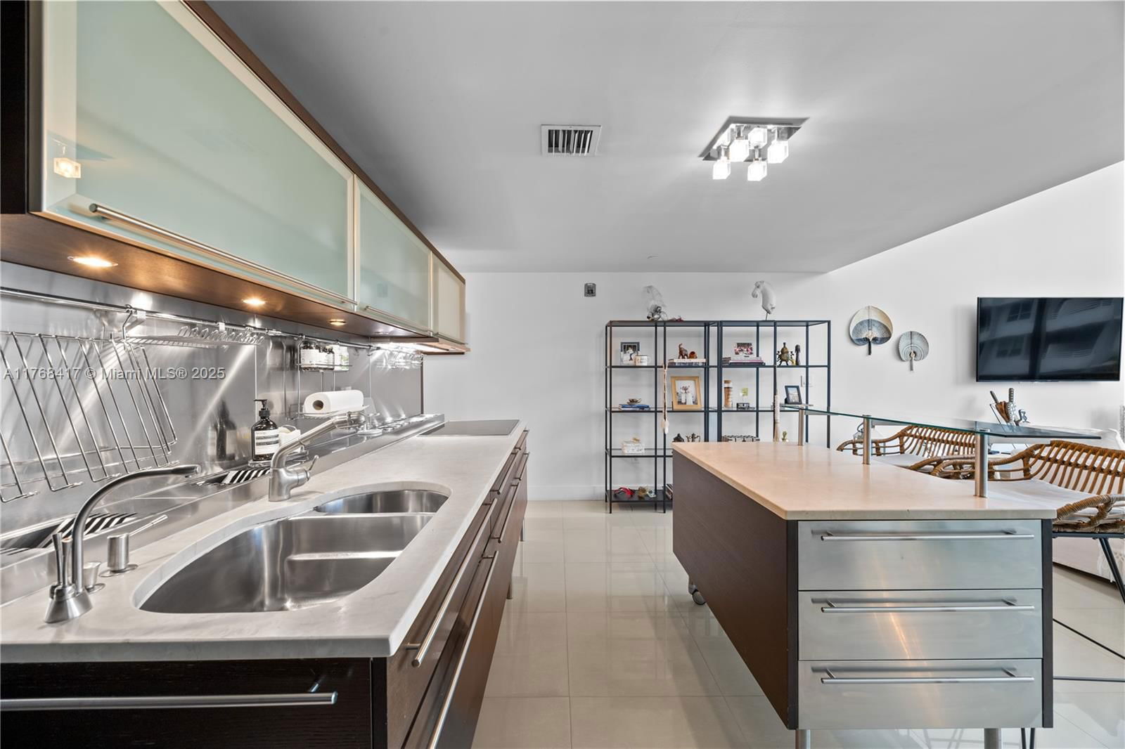 Real estate property located at 6000 Collins Ave #546, Miami-dade, Terra Beachside, Miami Beach, FL