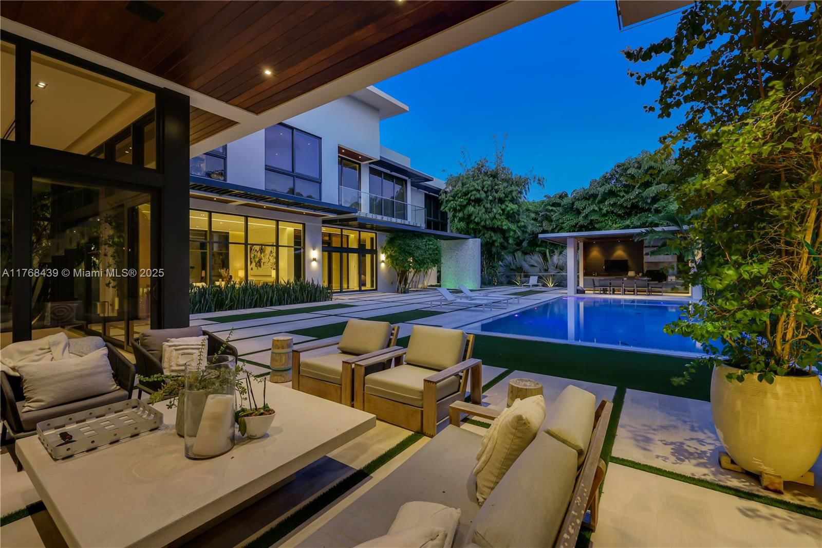Real estate property located at 4780 86th Ter, Miami-dade, Collins Manor, Miami, FL