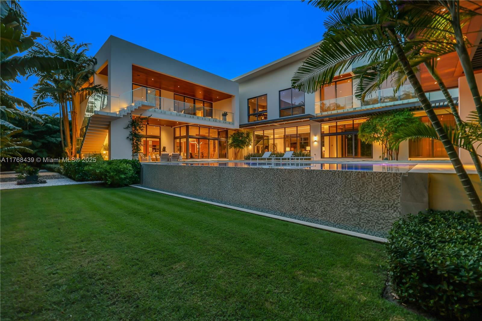 Real estate property located at 4780 86th Ter, Miami-dade, Collins Manor, Miami, FL