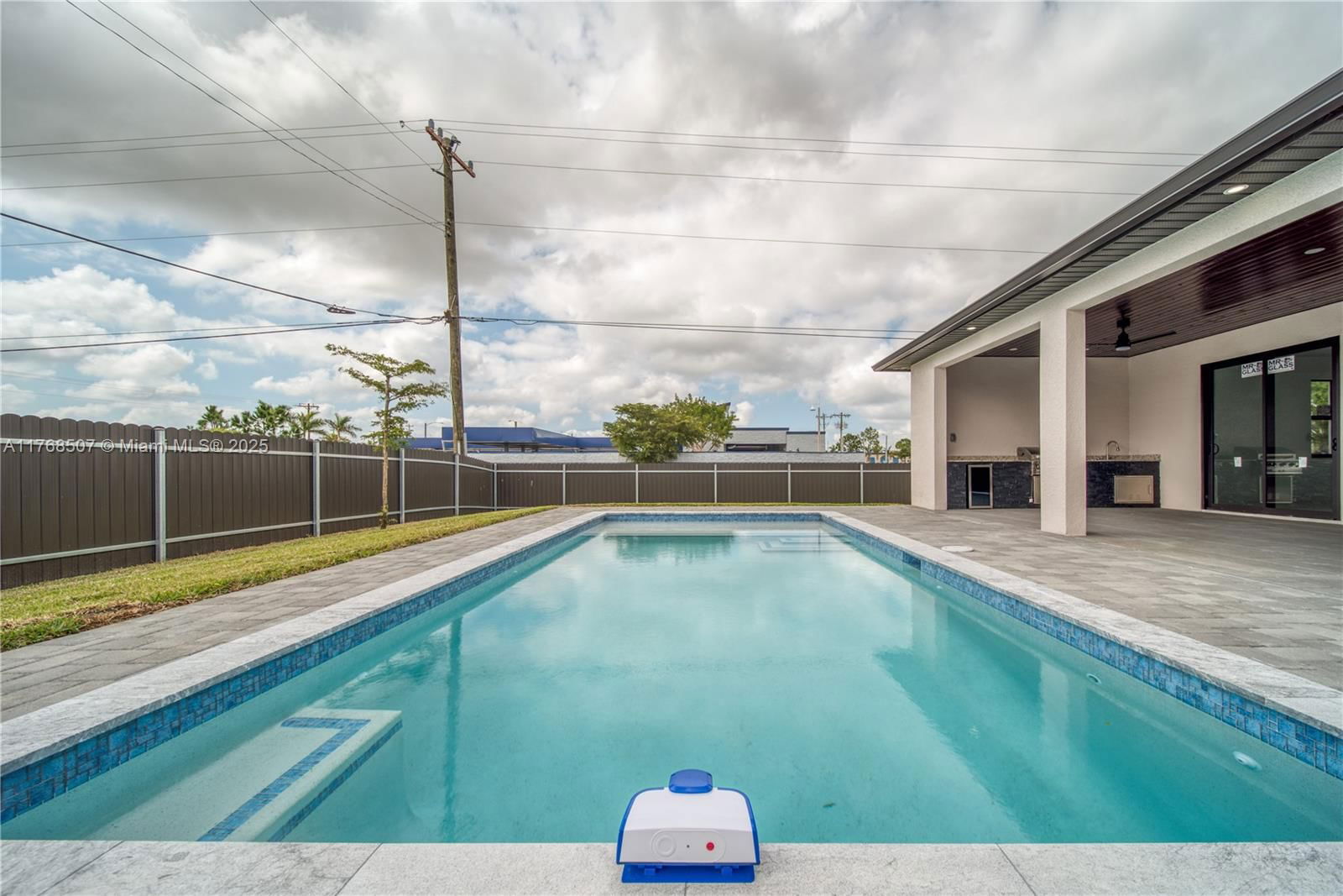 Real estate property located at 710 25th ln, Other, Cape Coral, Other City - In The State Of Florida, FL