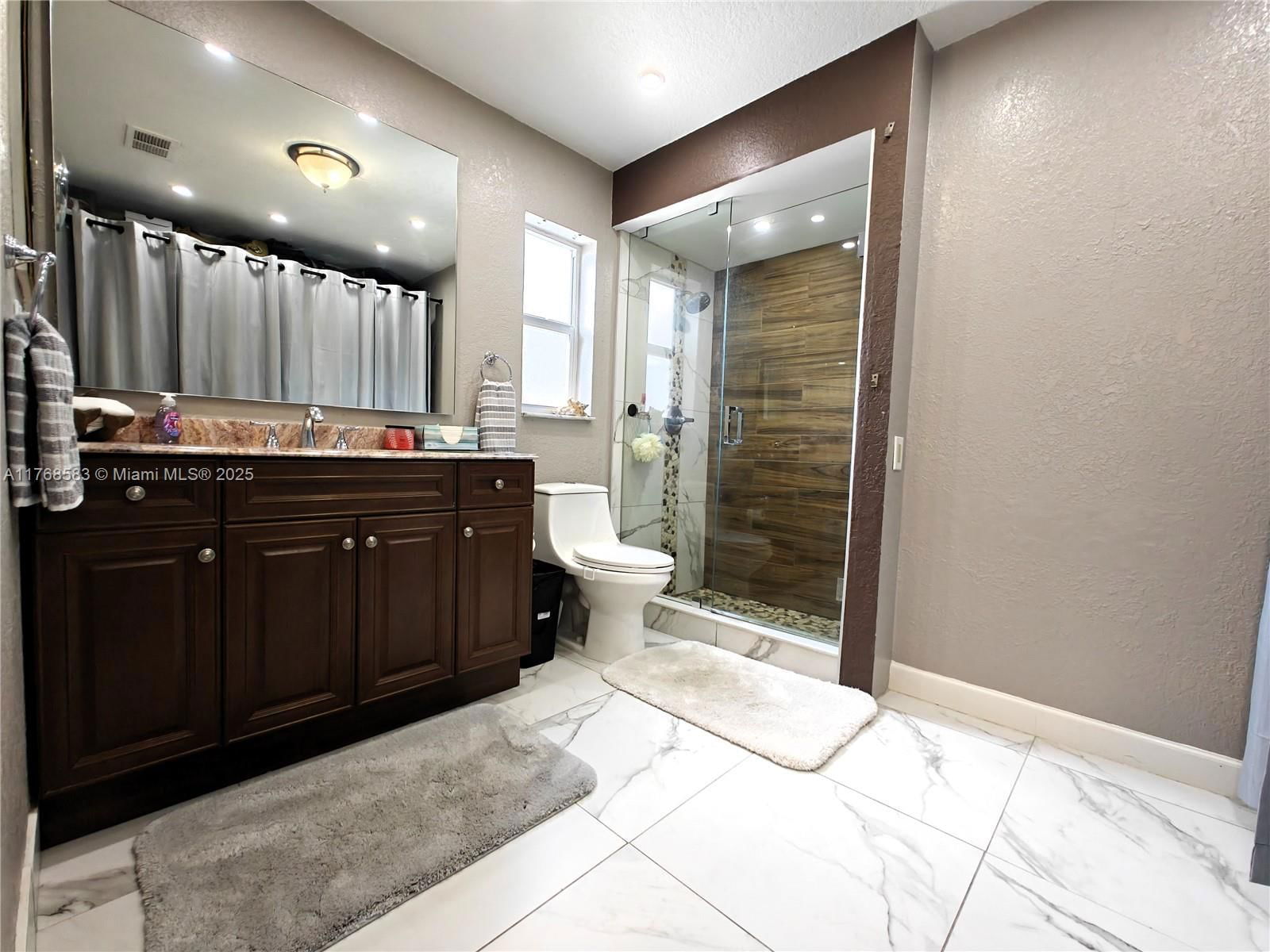Real estate property located at 6480 7th Pl, Broward, Kimberly Village Section, North Lauderdale, FL