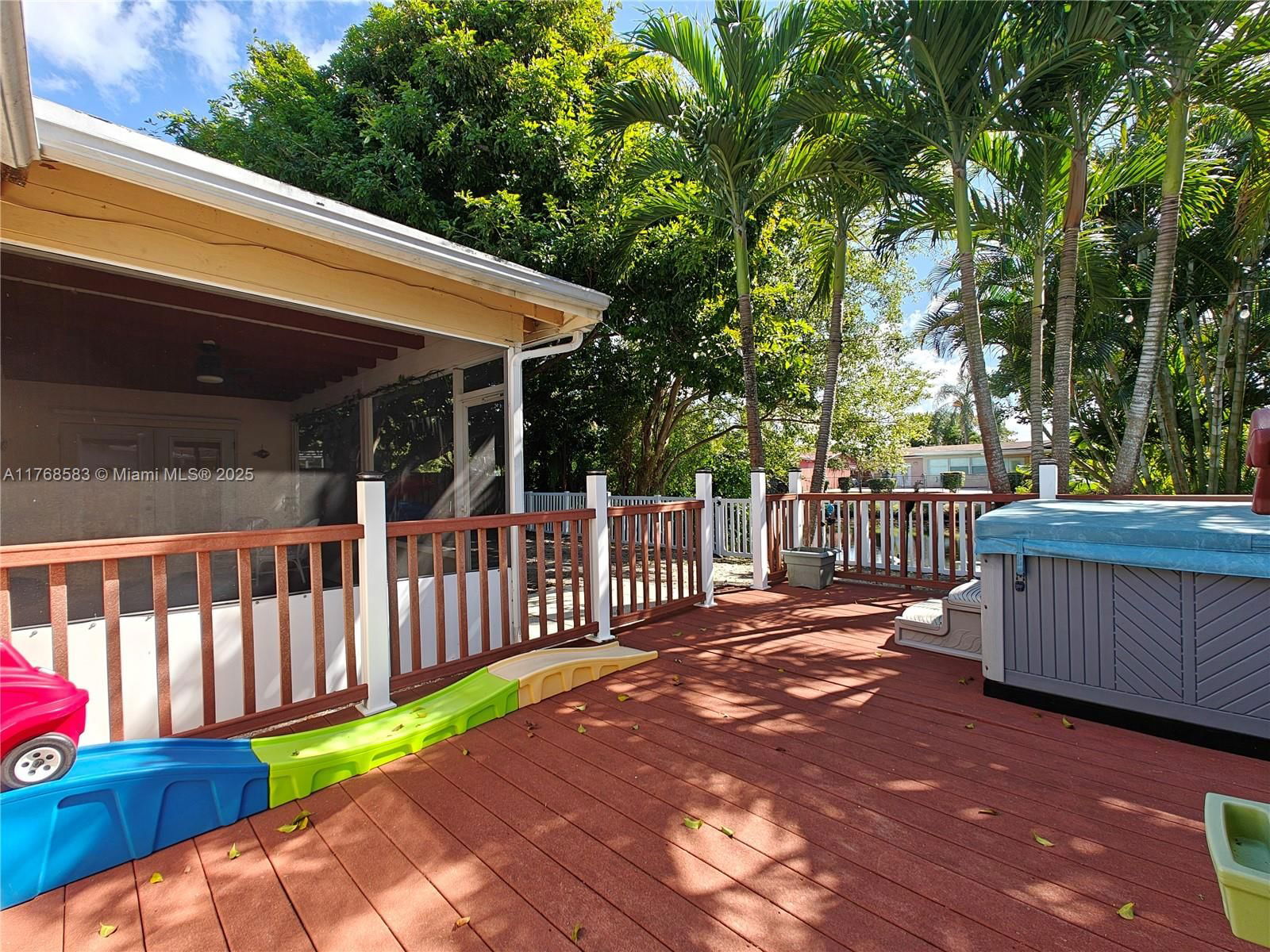 Real estate property located at 6480 7th Pl, Broward, Kimberly Village Section, North Lauderdale, FL