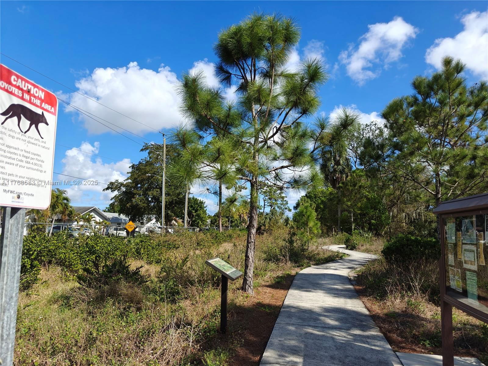 Real estate property located at 6480 7th Pl, Broward, Kimberly Village Section, North Lauderdale, FL