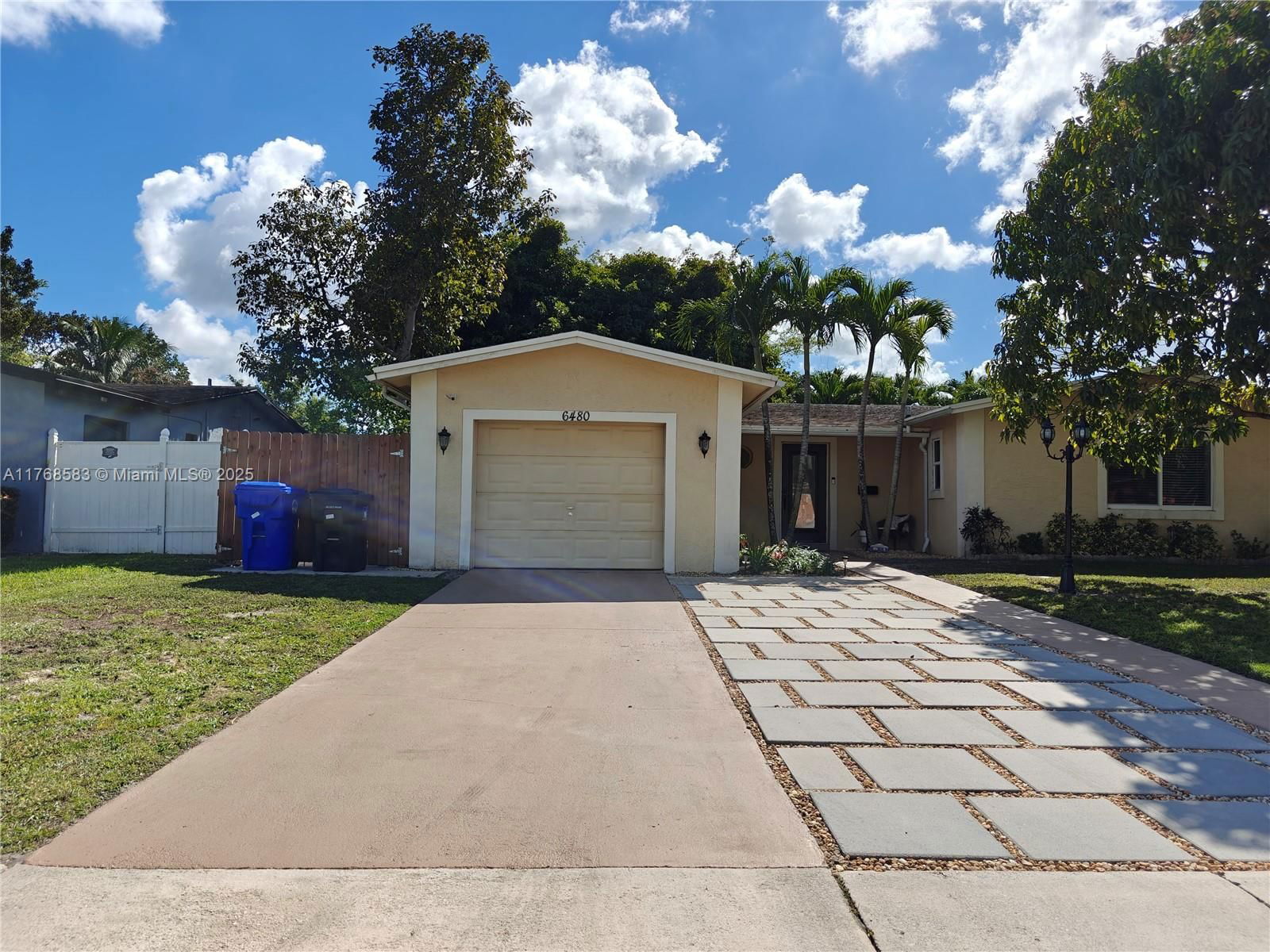 Real estate property located at 6480 7th Pl, Broward, Kimberly Village Section, North Lauderdale, FL