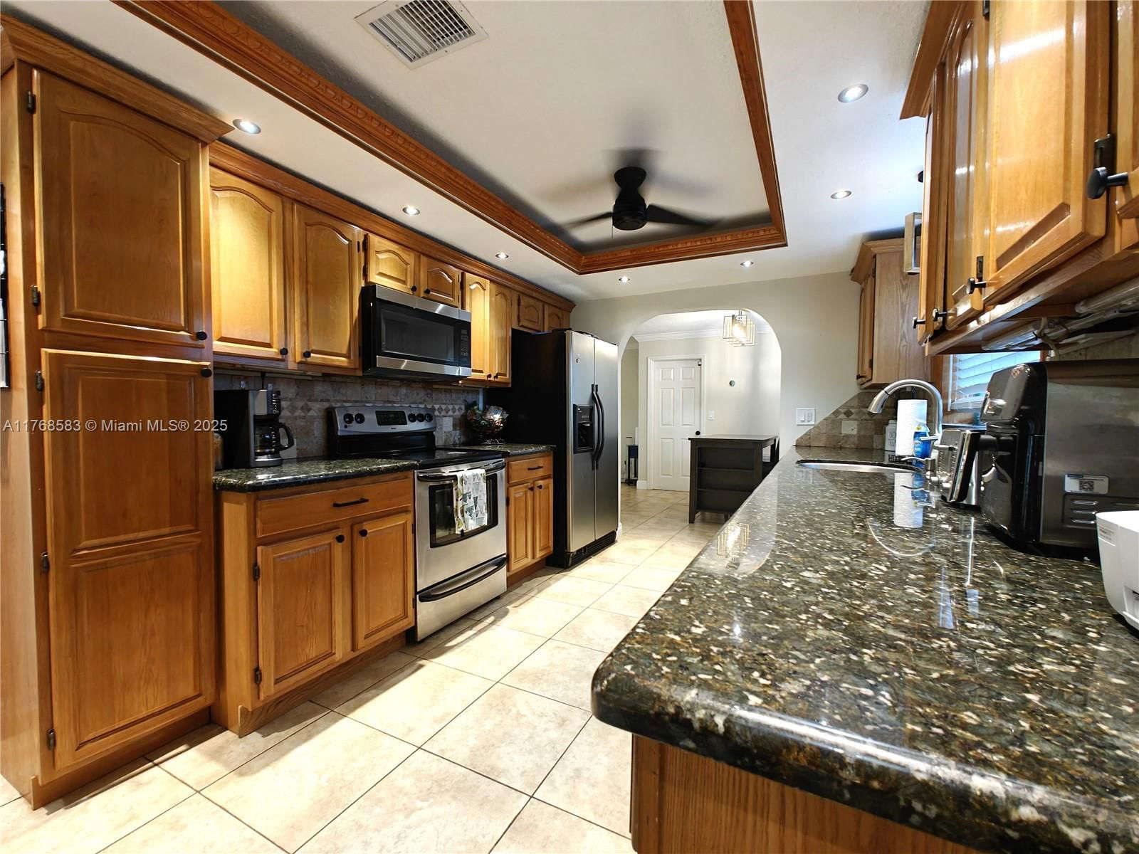 Real estate property located at 6480 7th Pl, Broward, Kimberly Village Section, North Lauderdale, FL