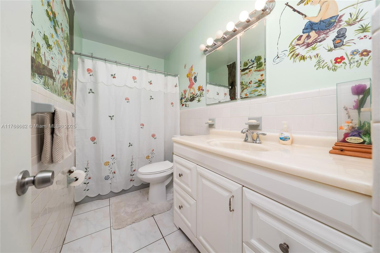 Real estate property located at 18121 9th Ave, Miami-dade, Scott Lake Manor Sec 1, Miami Gardens, FL