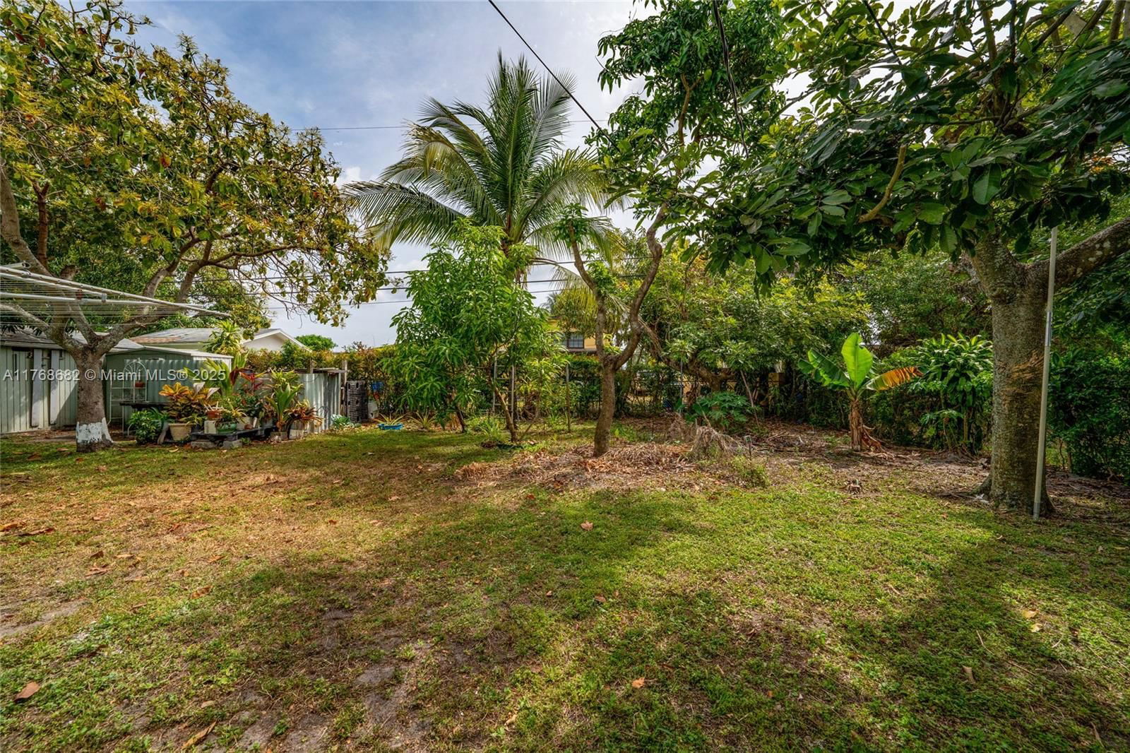 Real estate property located at 18121 9th Ave, Miami-dade, Scott Lake Manor Sec 1, Miami Gardens, FL