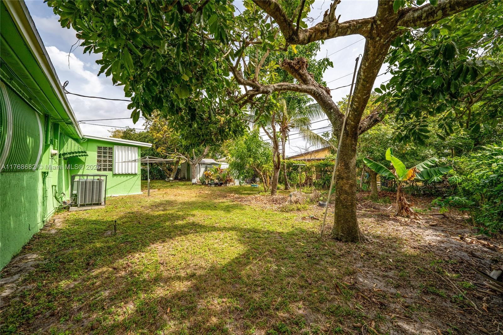 Real estate property located at 18121 9th Ave, Miami-dade, Scott Lake Manor Sec 1, Miami Gardens, FL