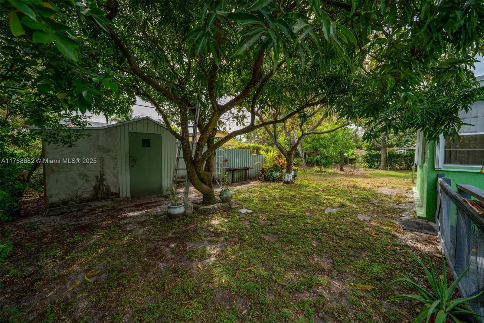 Real estate property located at 18121 9th Ave, Miami-dade, Scott Lake Manor Sec 1, Miami Gardens, FL