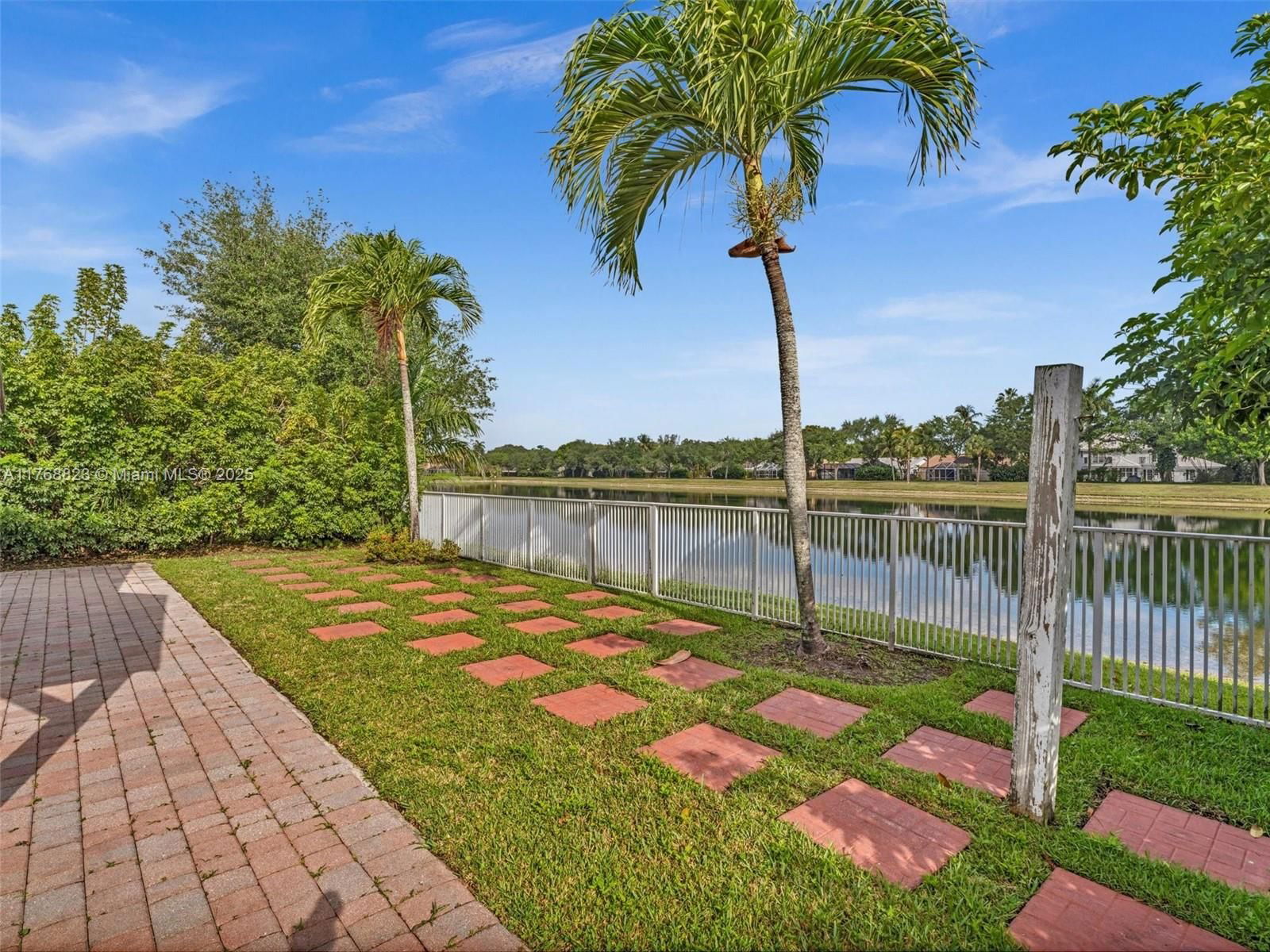 Real estate property located at 4425 Banyan Trails Dr, Broward, Banyan Trails, Coconut Creek, FL