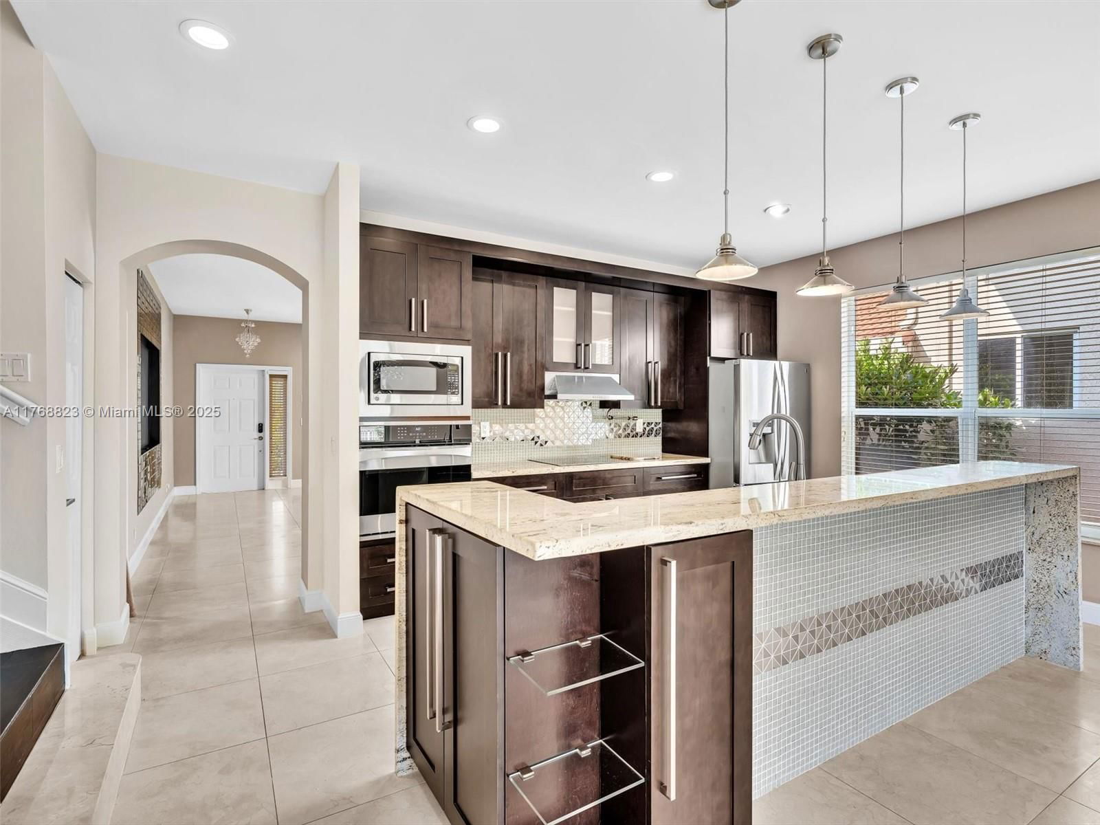 Real estate property located at 4425 Banyan Trails Dr, Broward, Banyan Trails, Coconut Creek, FL