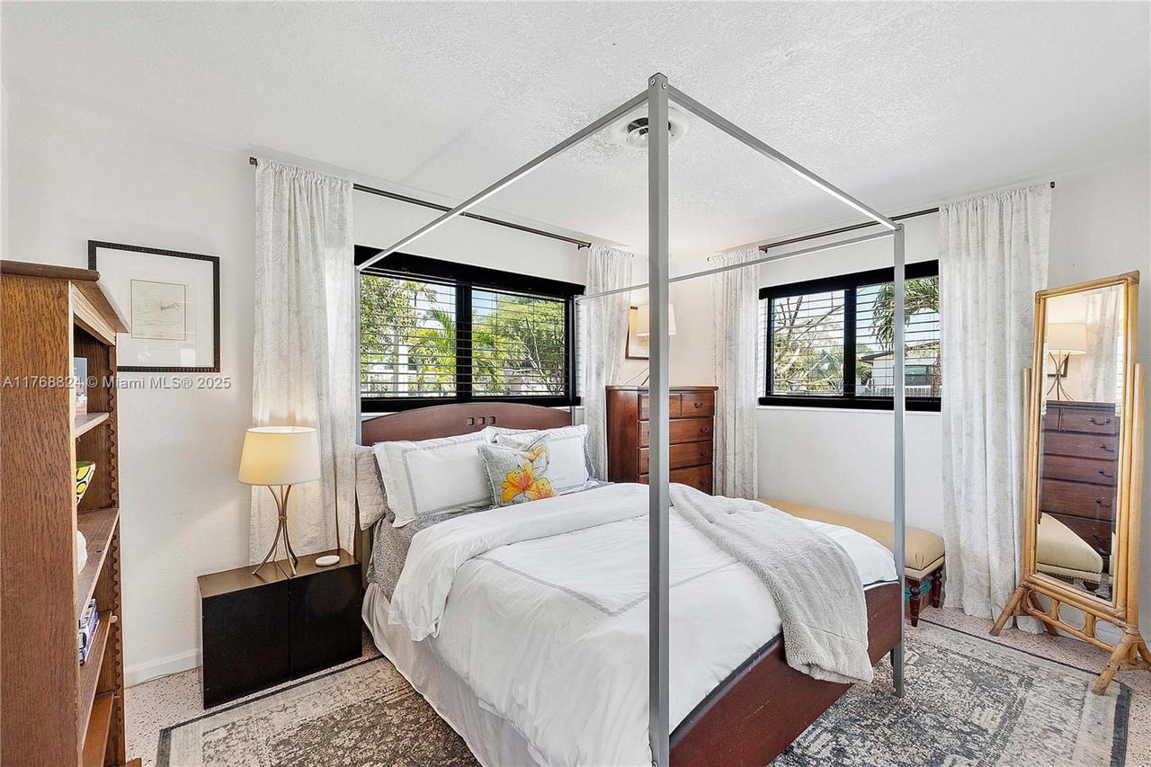 Real estate property located at 3700 Park Rd, Broward, Hollywood Hills, Hollywood, FL