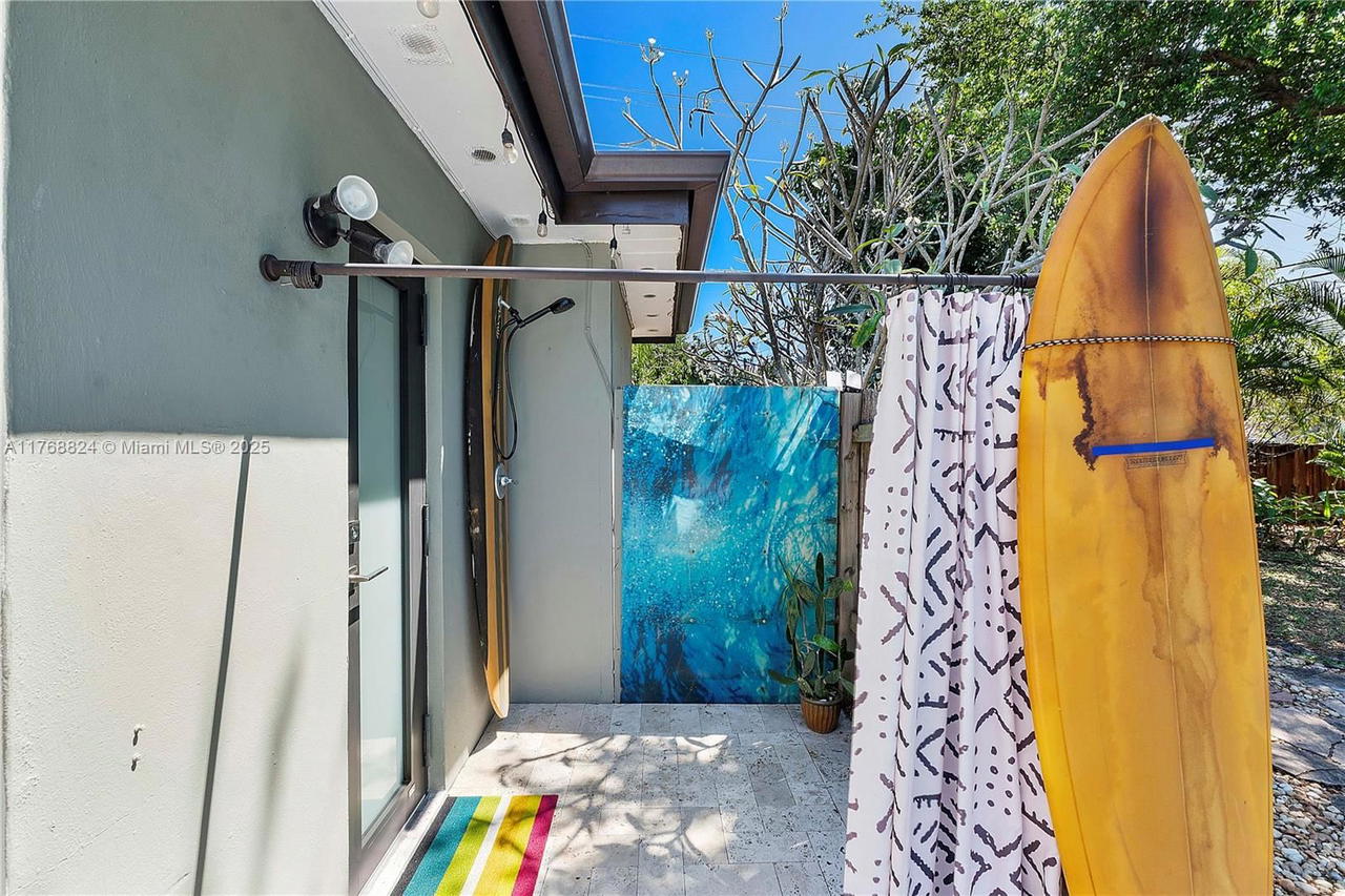 Real estate property located at 3700 Park Rd, Broward, Hollywood Hills, Hollywood, FL