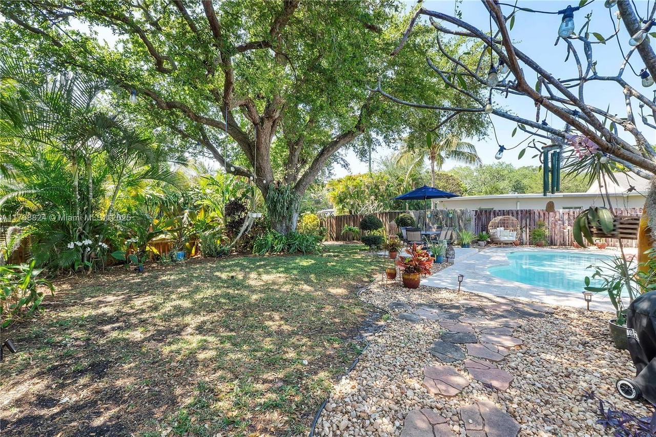 Real estate property located at 3700 Park Rd, Broward, Hollywood Hills, Hollywood, FL