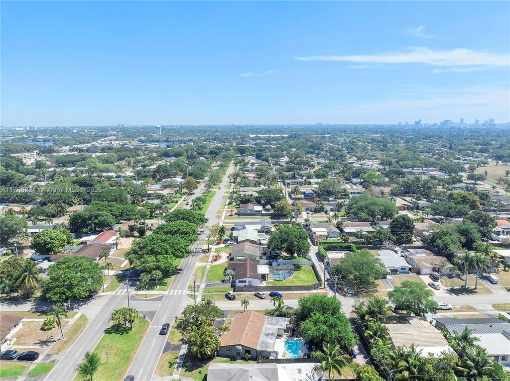 Real estate property located at 3700 Park Rd, Broward, Hollywood Hills, Hollywood, FL