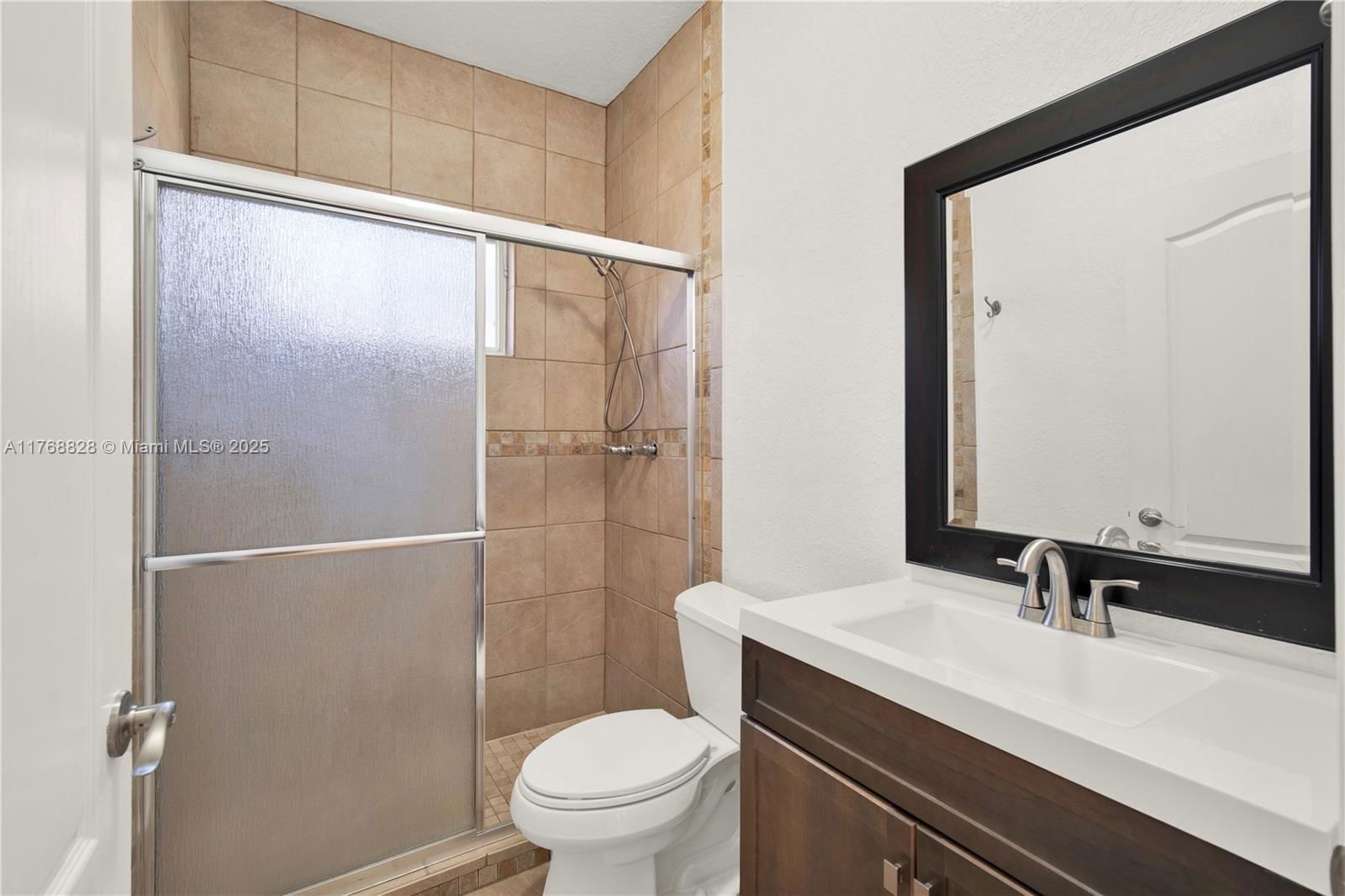 Real estate property located at 16778 91st Ct, Miami-dade, Genesis Oak Gardens, Miami Lakes, FL