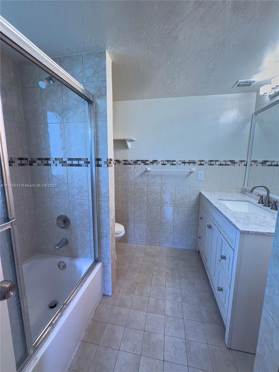Real estate property located at 1103 58th Ter #224, Broward, Water Bridge 1 Condo, Sunrise, FL