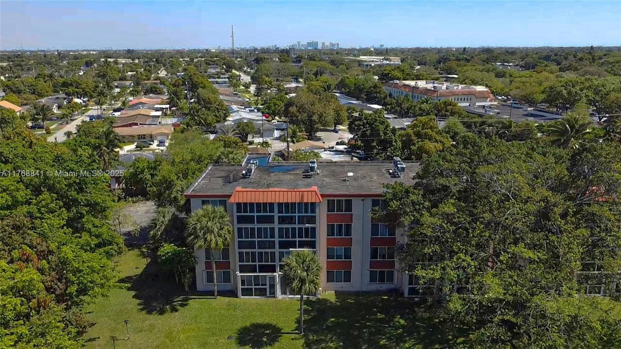 Real estate property located at 1103 58th Ter #224, Broward, Water Bridge 1 Condo, Sunrise, FL