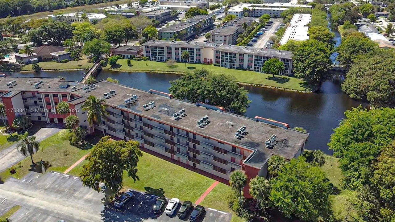 Real estate property located at 1103 58th Ter #224, Broward, Water Bridge 1 Condo, Sunrise, FL