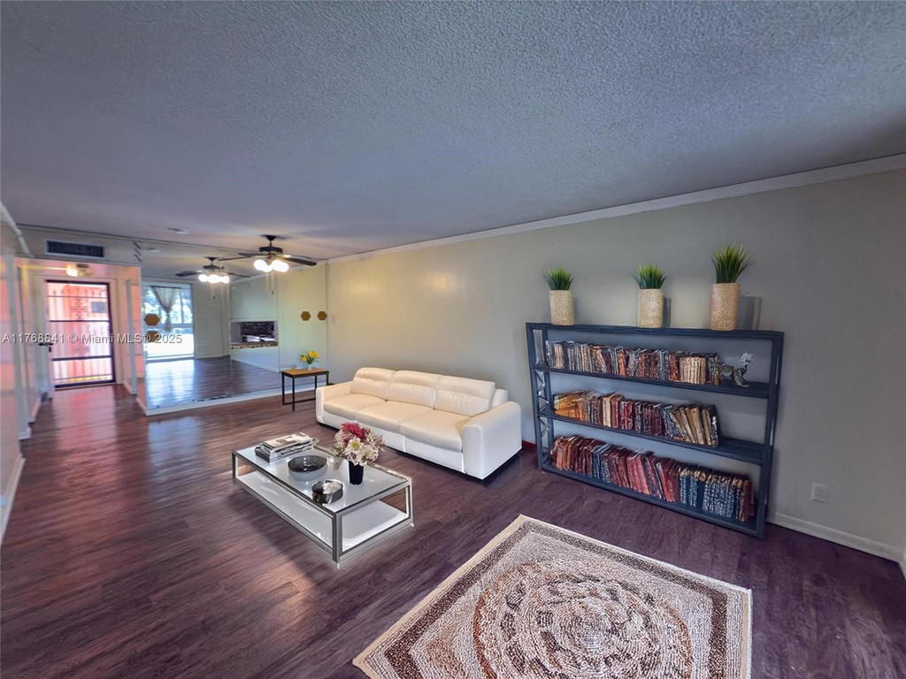 Real estate property located at 1103 58th Ter #224, Broward, Water Bridge 1 Condo, Sunrise, FL
