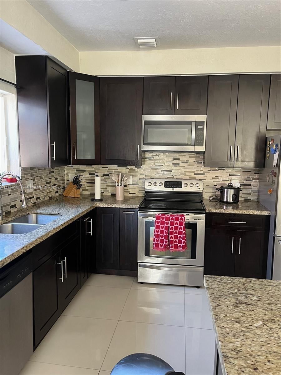 Real estate property located at 15675 16th St, Miami-dade, Efm Estates Sections Two, Miami, FL