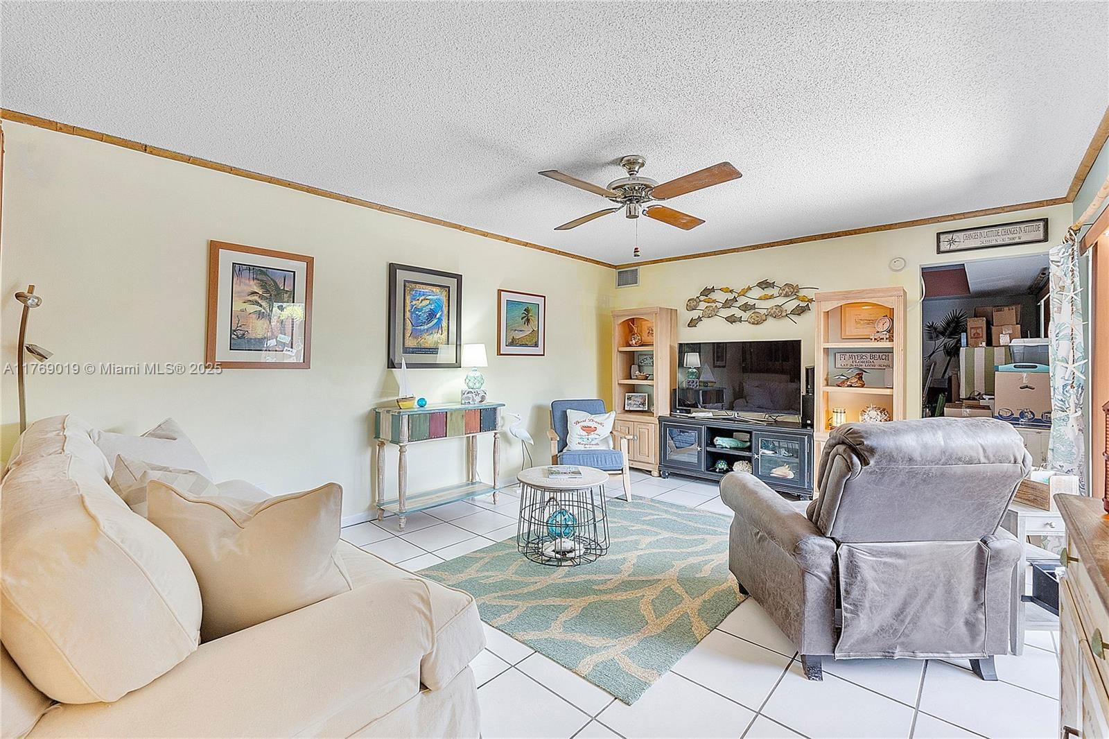 Real estate property located at 11861 13th Ct, Broward, C H E Acres, Davie, FL