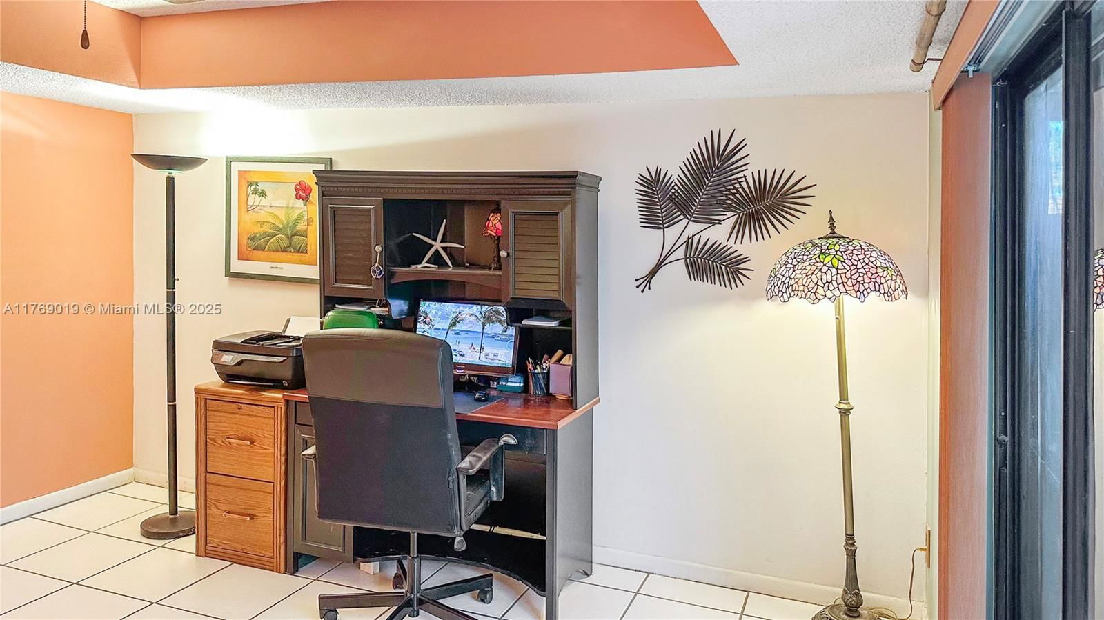 Real estate property located at 11861 13th Ct, Broward, C H E Acres, Davie, FL