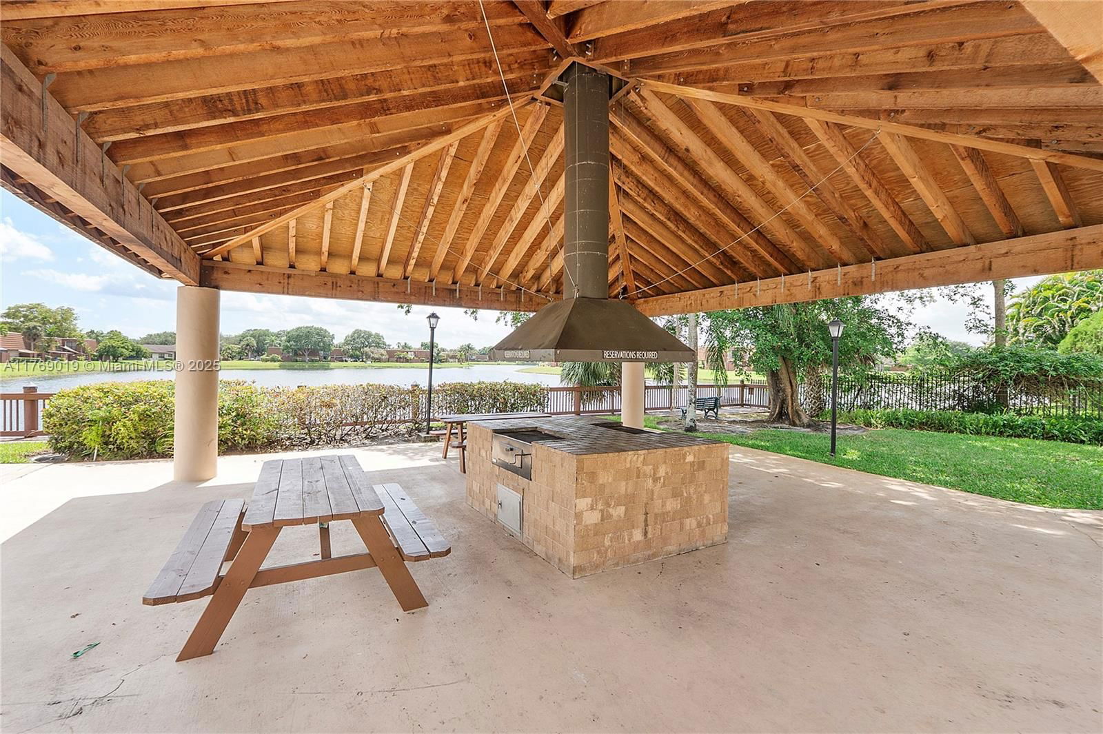 Real estate property located at 11861 13th Ct, Broward, C H E Acres, Davie, FL