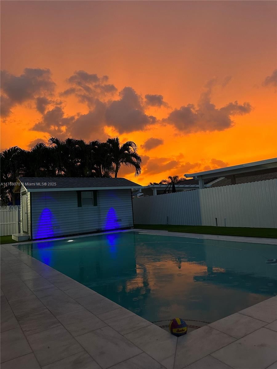 Real estate property located at 14845 174th St, Miami-dade, Luz Estela Sub, Miami, FL