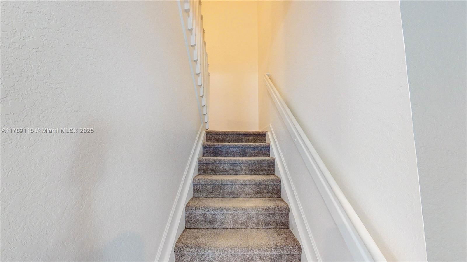 Real estate property located at 21421 127th Ct, Miami-dade, Siena North, Miami, FL