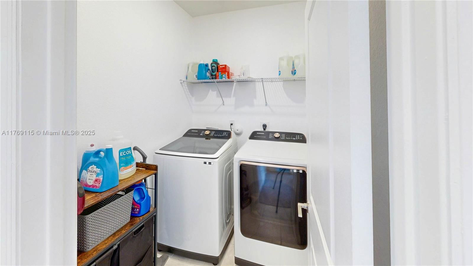 Real estate property located at 21421 127th Ct, Miami-dade, Siena North, Miami, FL