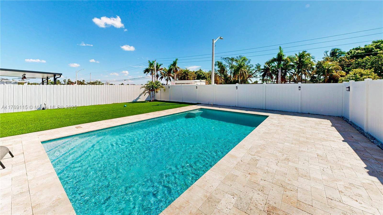 Real estate property located at 21421 127th Ct, Miami-dade, Siena North, Miami, FL
