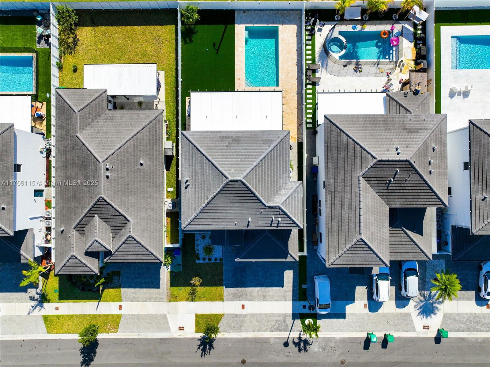Real estate property located at 21421 127th Ct, Miami-dade, Siena North, Miami, FL