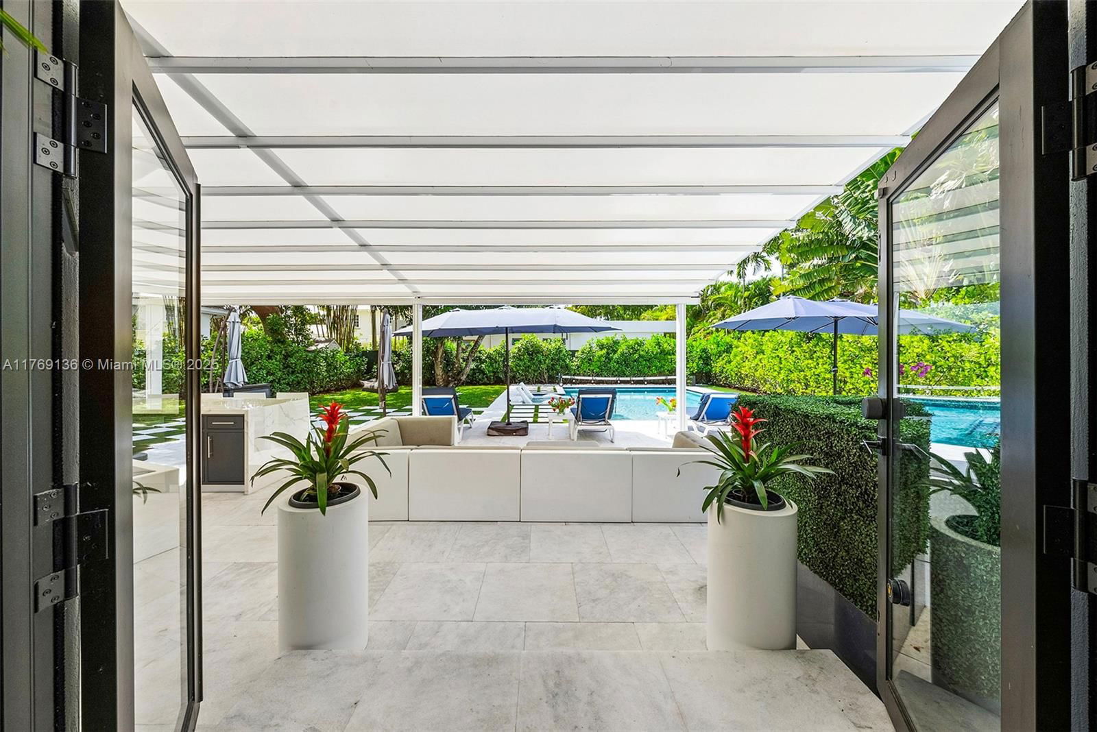 Real estate property located at 6166 Pine Tree Dr, Miami-dade, Beach View Addn, Miami Beach, FL