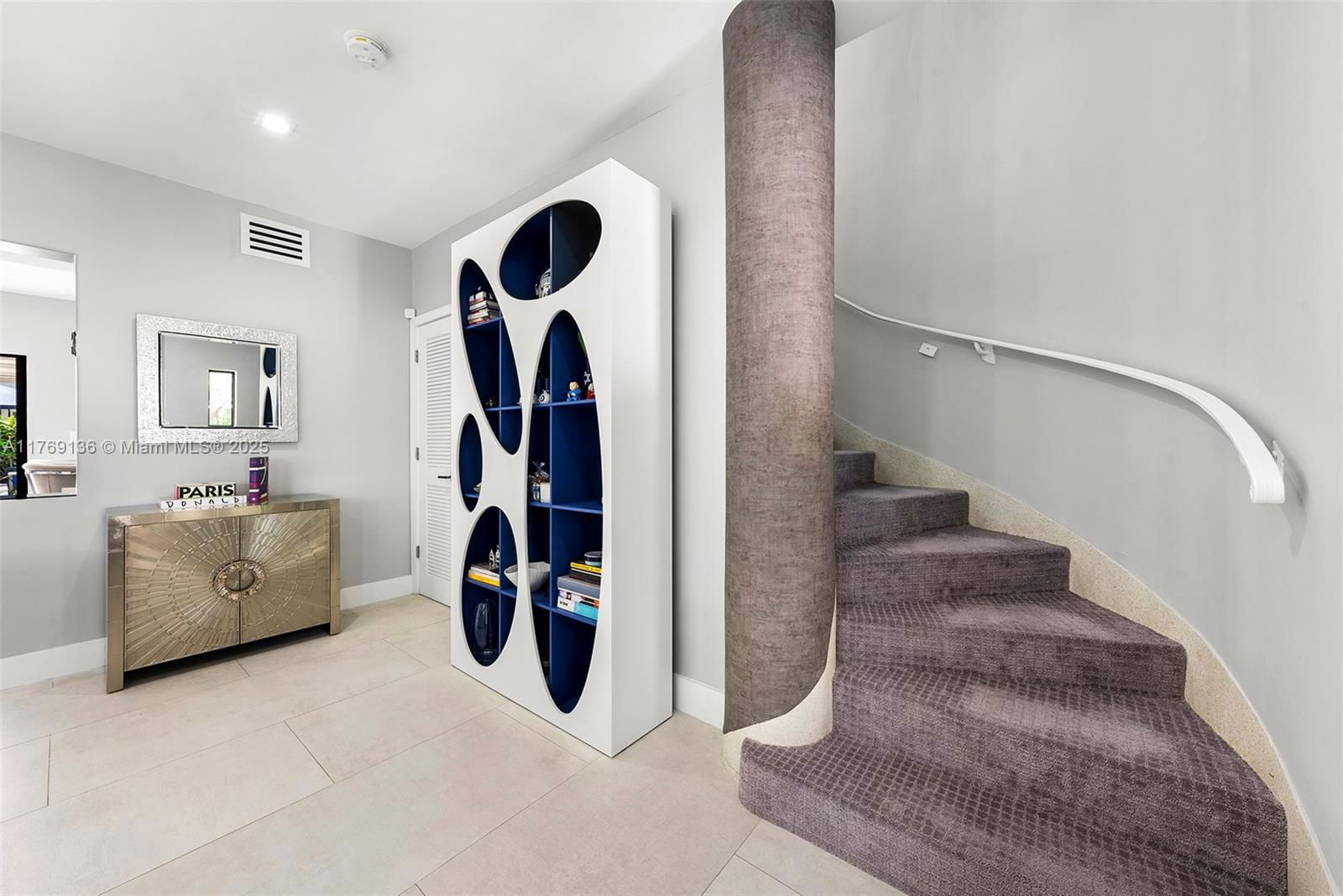 Real estate property located at 6166 Pine Tree Dr, Miami-dade, Beach View Addn, Miami Beach, FL