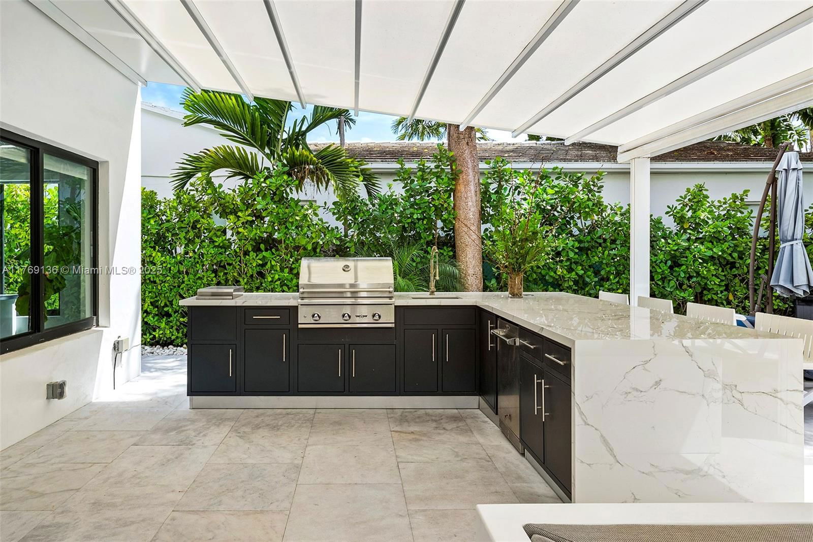 Real estate property located at 6166 Pine Tree Dr, Miami-dade, Beach View Addn, Miami Beach, FL