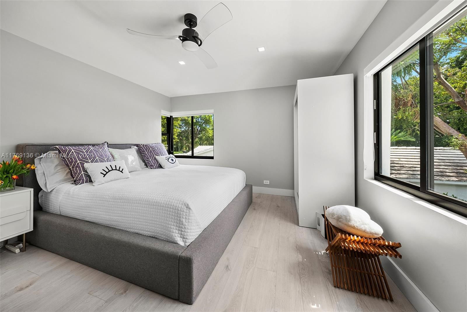 Real estate property located at 6166 Pine Tree Dr, Miami-dade, Beach View Addn, Miami Beach, FL
