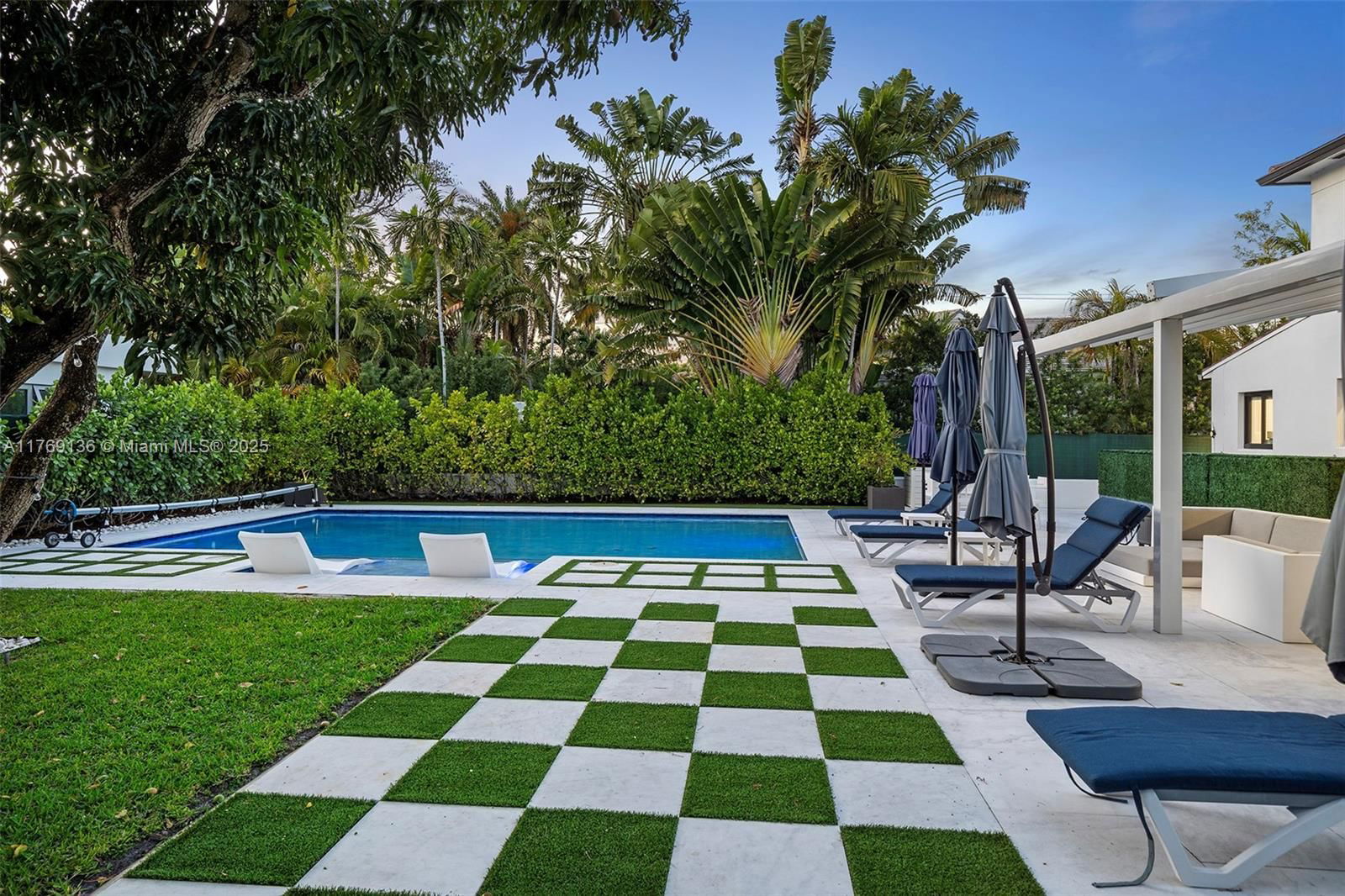 Real estate property located at 6166 Pine Tree Dr, Miami-dade, Beach View Addn, Miami Beach, FL