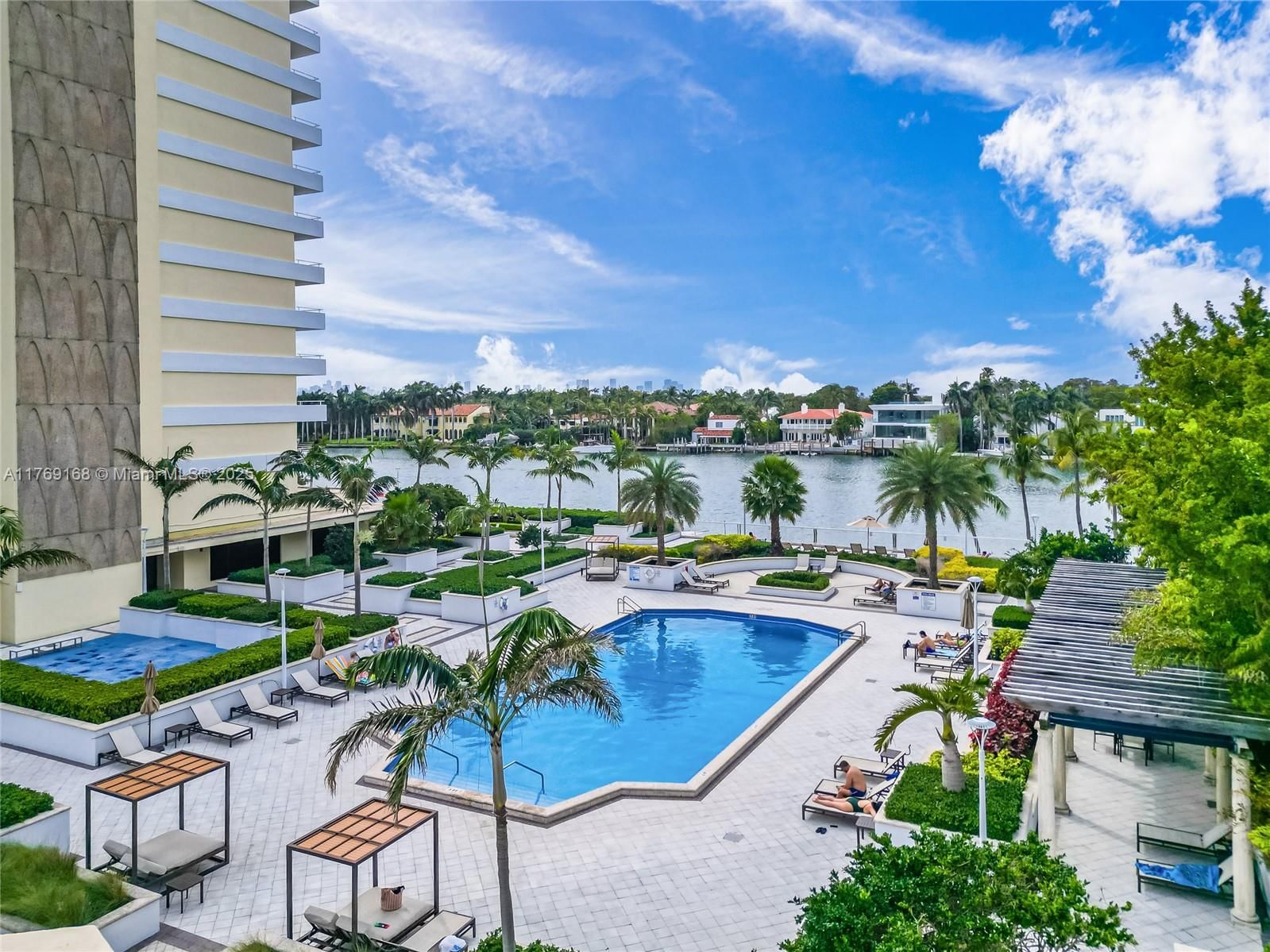 Real estate property located at 5600 Collins Ave #6P, Miami-dade, 5600 Condo, Miami Beach, FL