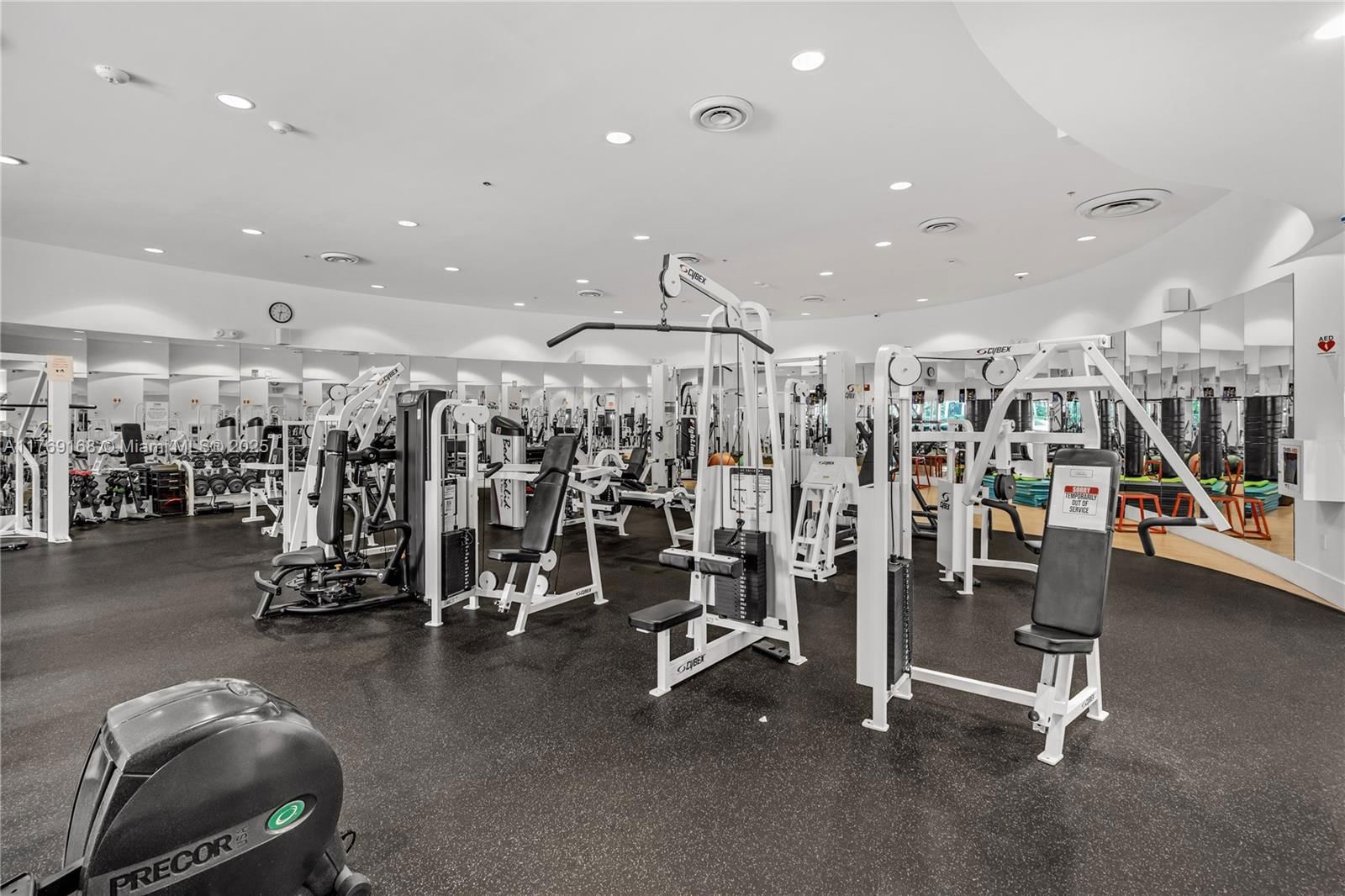 Real estate property located at 5600 Collins Ave #6P, Miami-dade, 5600 Condo, Miami Beach, FL