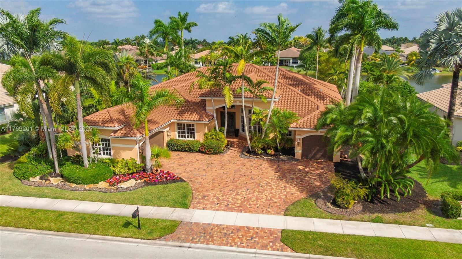 Real estate property located at 15045 37th St, Broward, Riverstone, Davie, FL