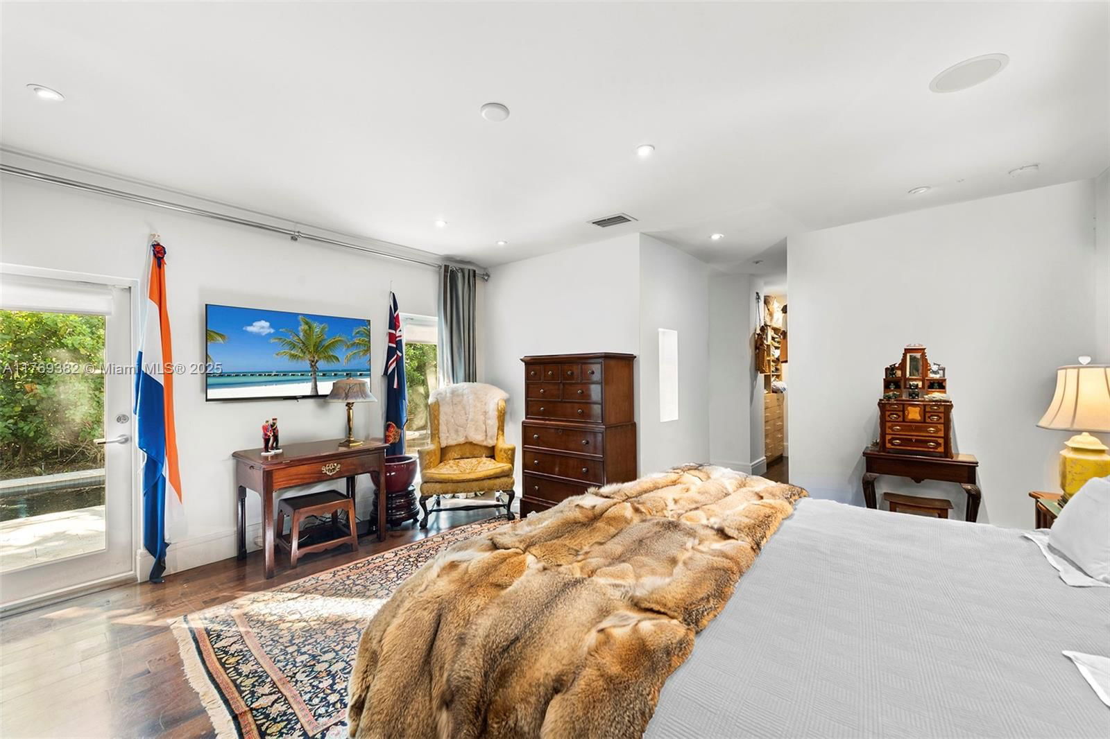 Real estate property located at 6001 Bay Rd, Miami-dade, La Gorce Golf Sub, Miami Beach, FL
