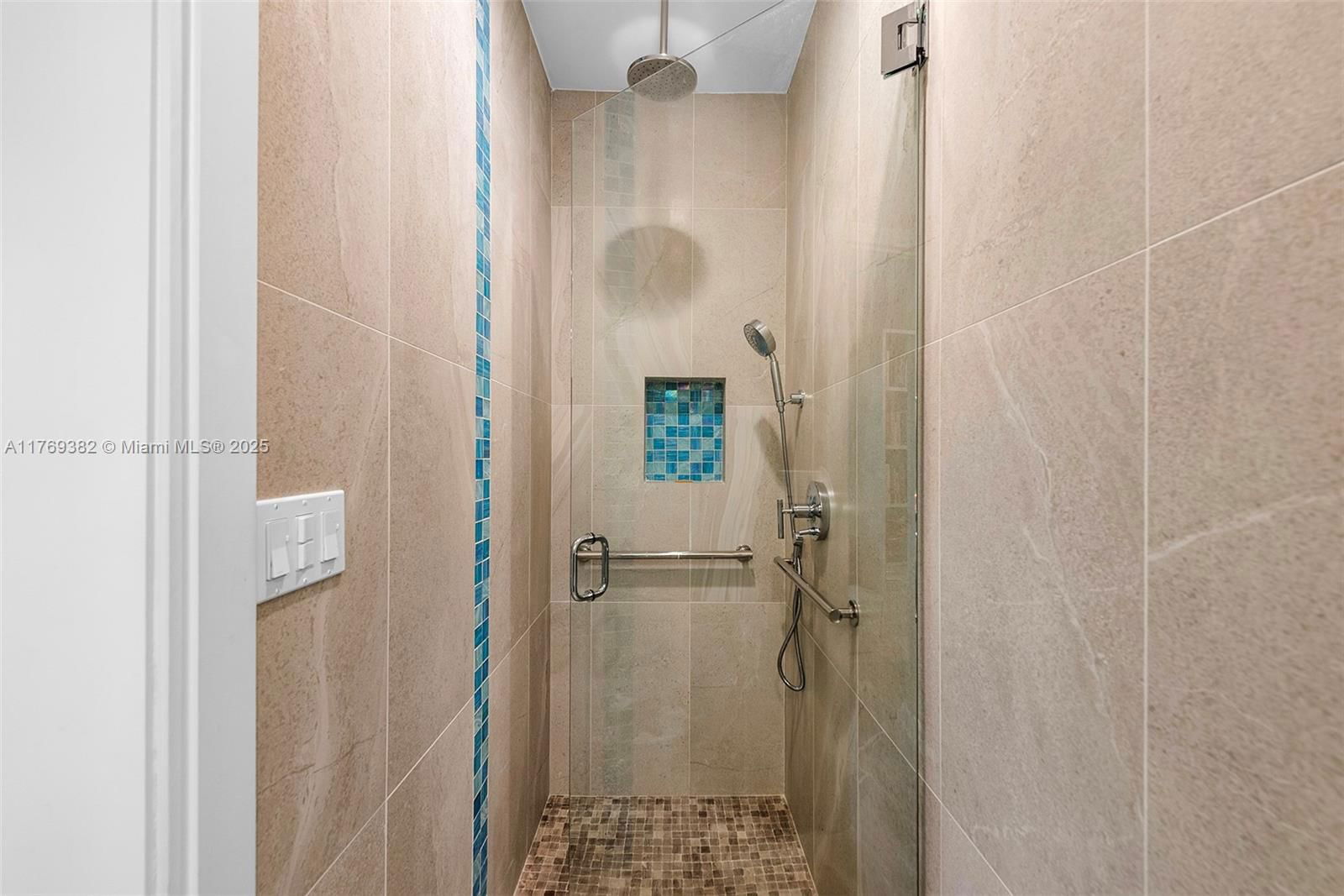 Real estate property located at 6001 Bay Rd, Miami-dade, La Gorce Golf Sub, Miami Beach, FL