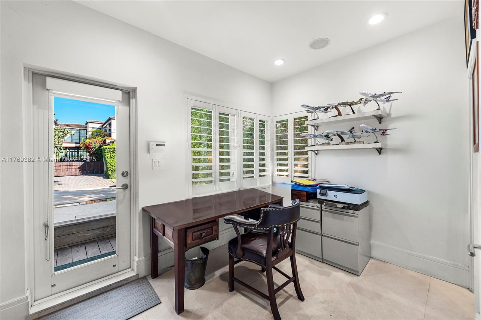 Real estate property located at 6001 Bay Rd, Miami-dade, La Gorce Golf Sub, Miami Beach, FL