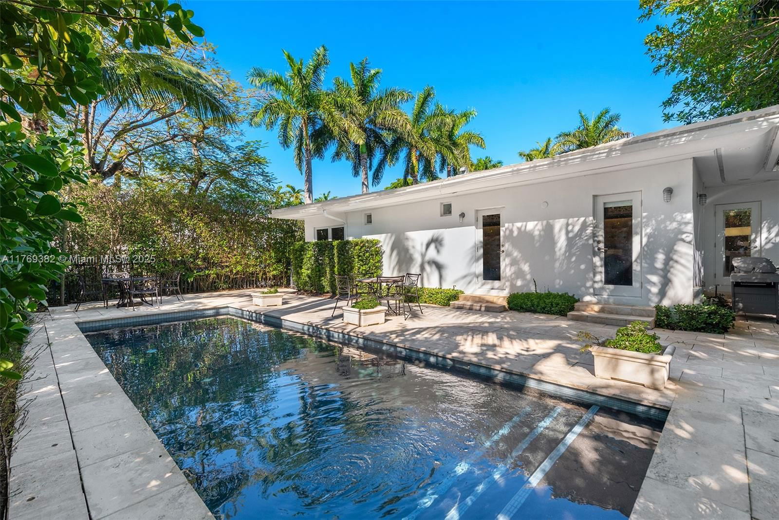 Real estate property located at 6001 Bay Rd, Miami-dade, La Gorce Golf Sub, Miami Beach, FL