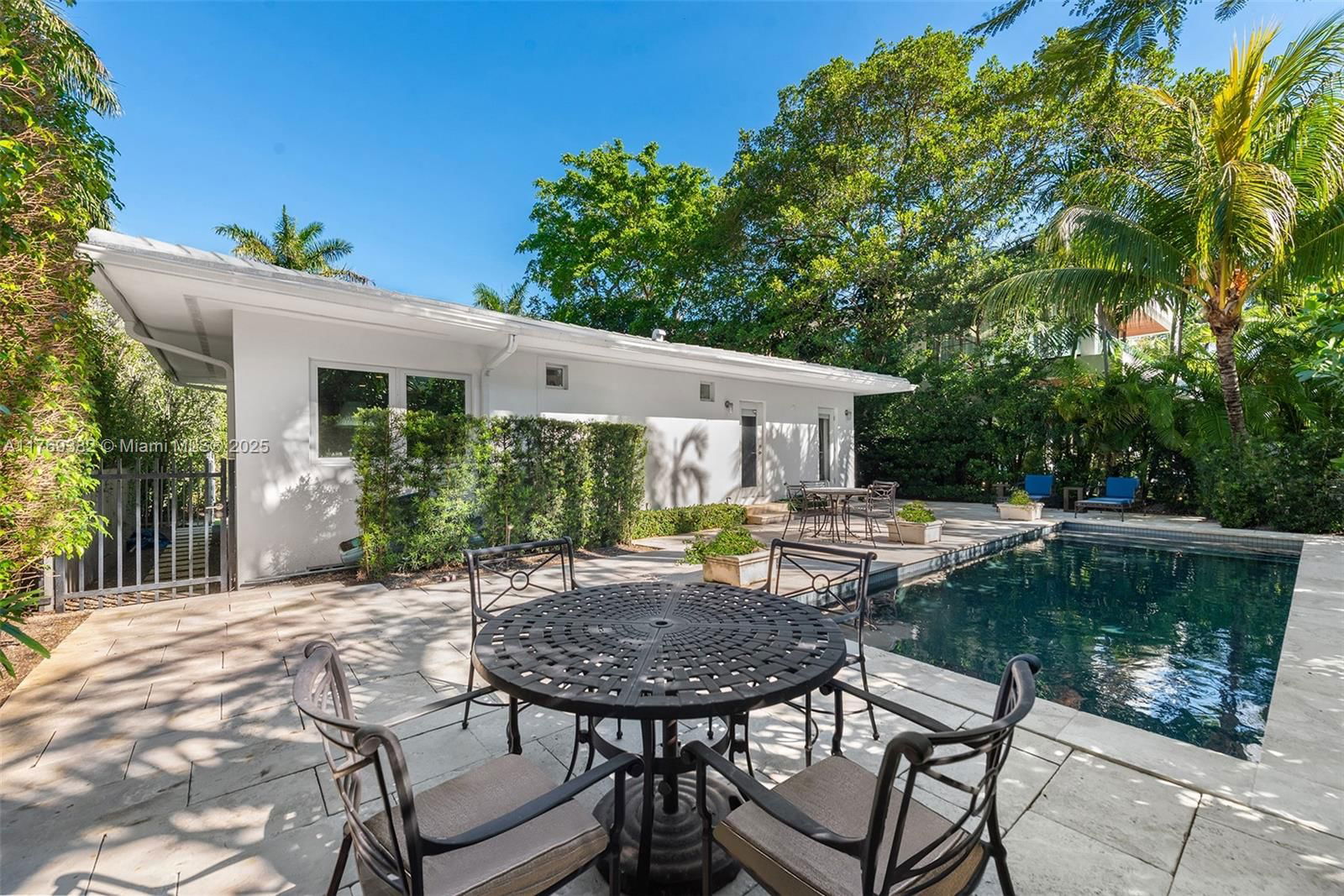 Real estate property located at 6001 Bay Rd, Miami-dade, La Gorce Golf Sub, Miami Beach, FL