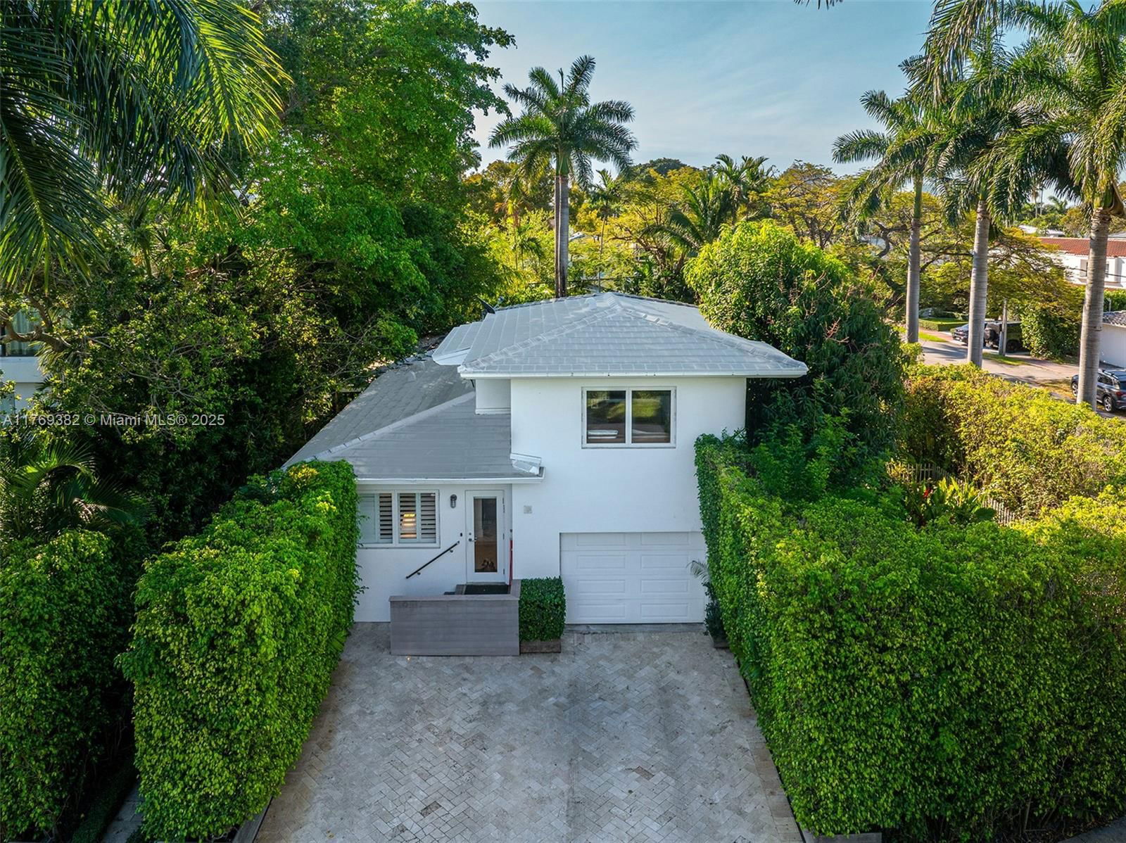 Real estate property located at 6001 Bay Rd, Miami-dade, La Gorce Golf Sub, Miami Beach, FL