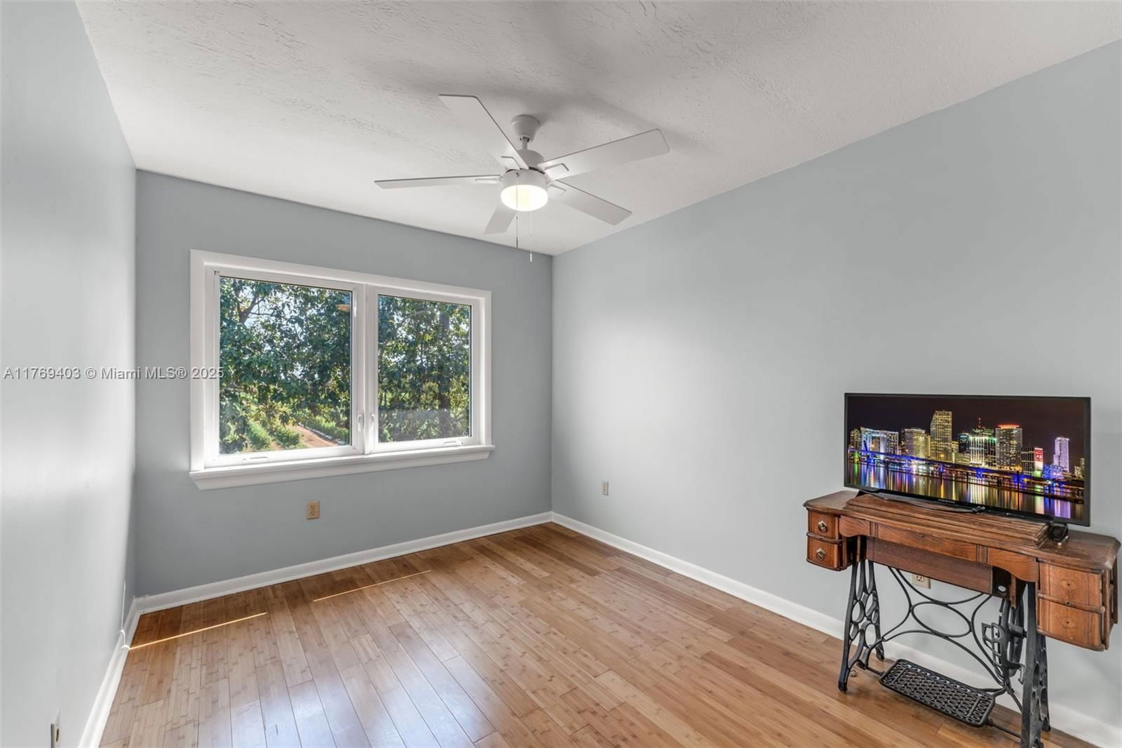 Real estate property located at 18901 288th St, Miami-dade, Redland, Homestead, FL