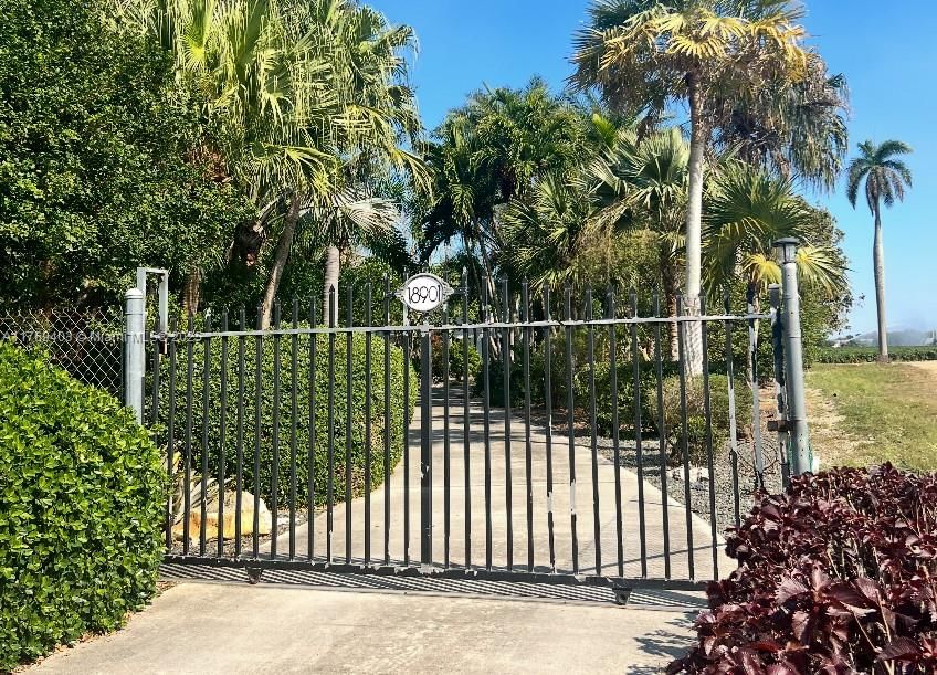 Real estate property located at 18901 288th St, Miami-dade, Redland, Homestead, FL